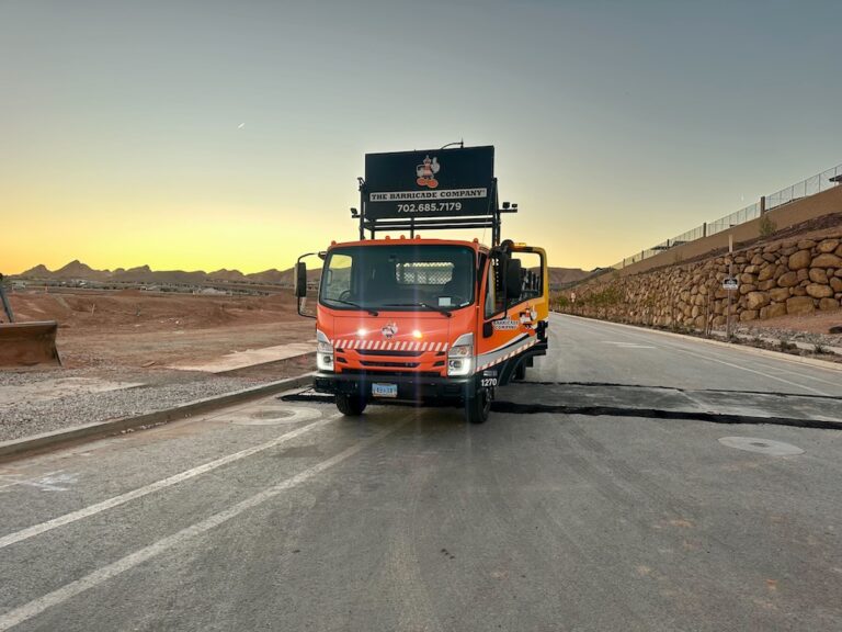 Barricadeco Truck